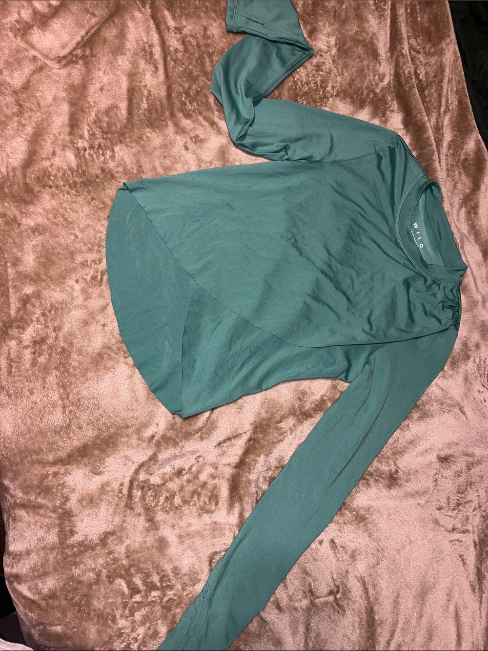 Wilo Forest Green Long-Sleeve active Crewneck Top